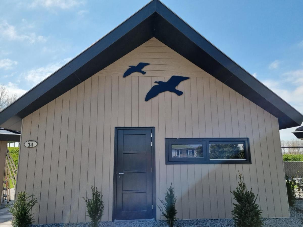 Chalet Met Sauna En Airconditioning Sint Annaland Bagian luar foto