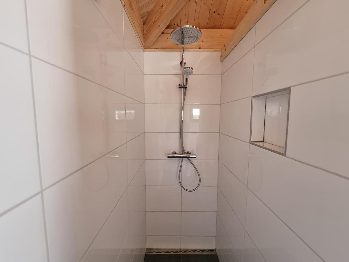 Chalet Met Sauna En Airconditioning Sint Annaland Bagian luar foto