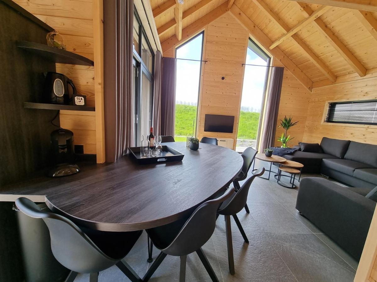 Chalet Met Sauna En Airconditioning Sint Annaland Bagian luar foto