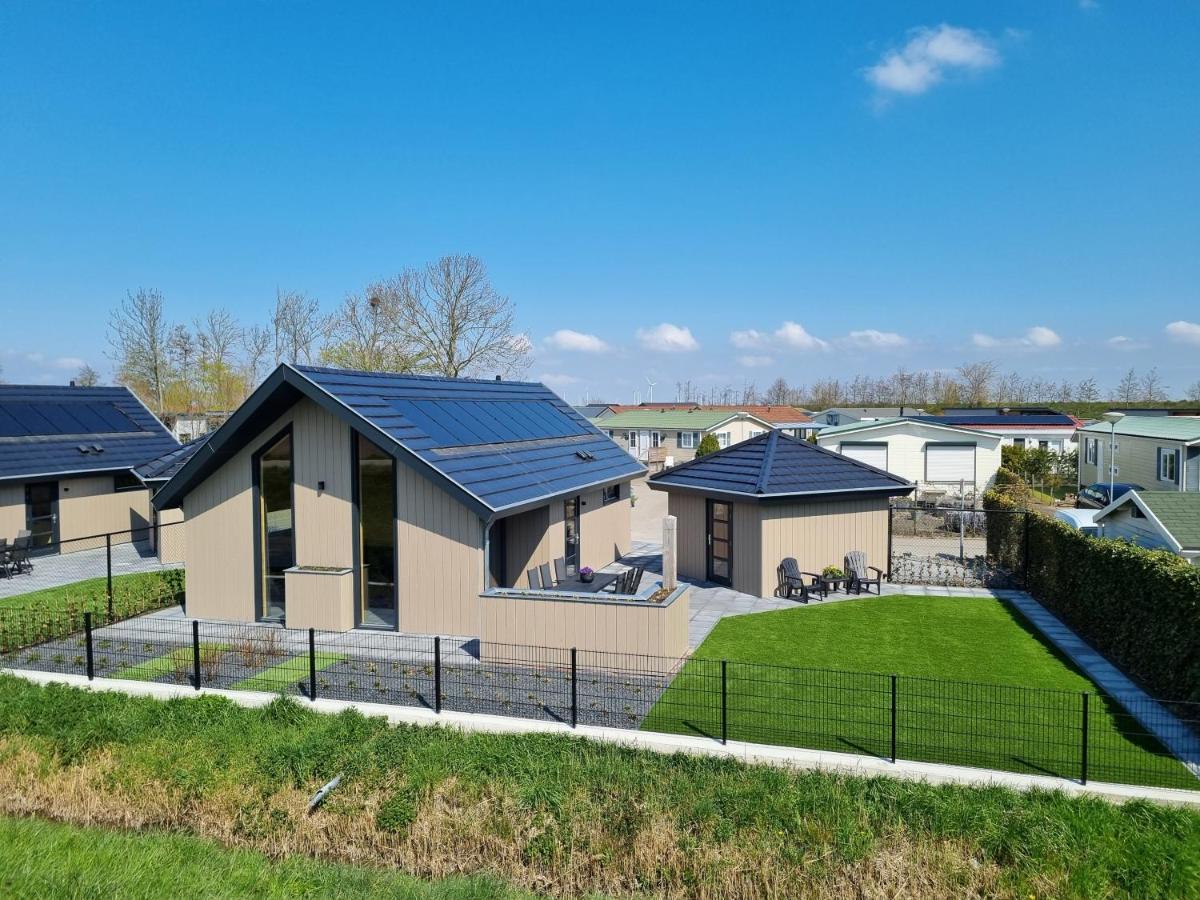 Chalet Met Sauna En Airconditioning Sint Annaland Bagian luar foto