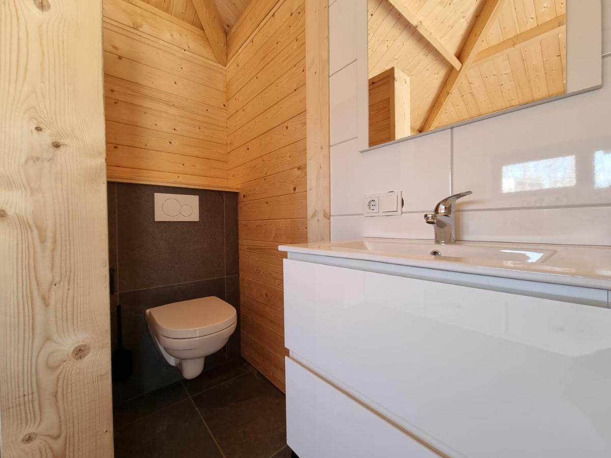 Chalet Met Sauna En Airconditioning Sint Annaland Bagian luar foto