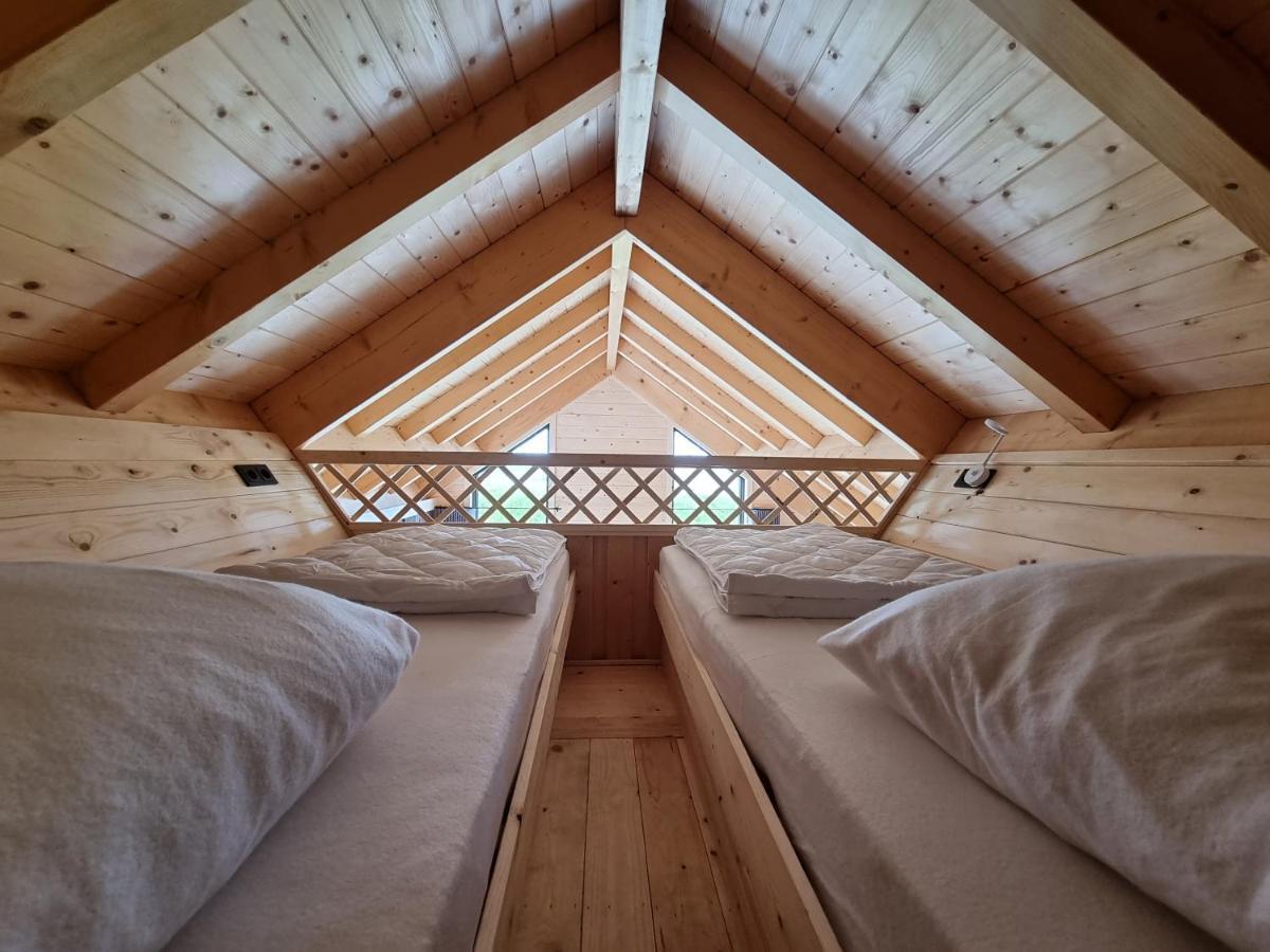 Chalet Met Sauna En Airconditioning Sint Annaland Bagian luar foto