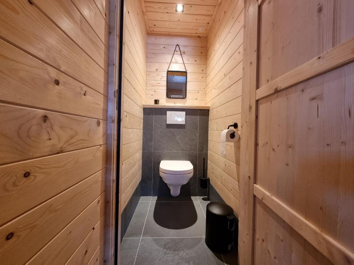 Chalet Met Sauna En Airconditioning Sint Annaland Bagian luar foto